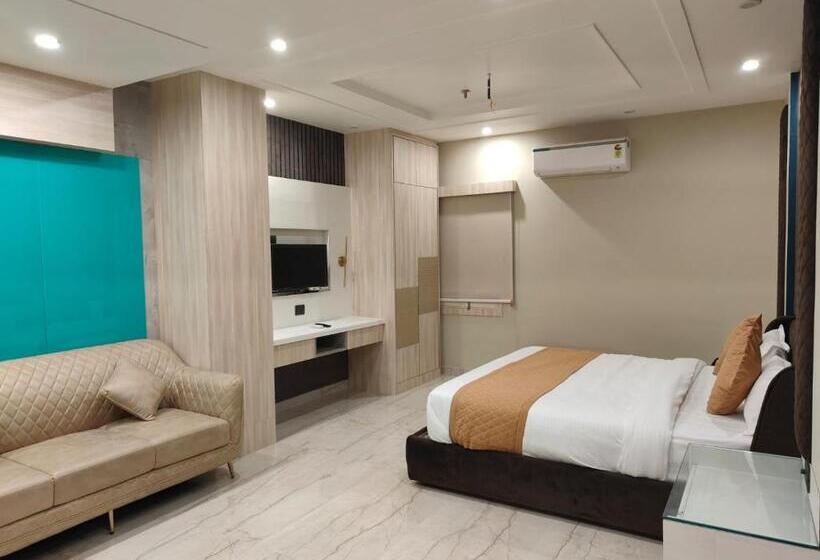 בית מלון כפרי Ramsewka Residency