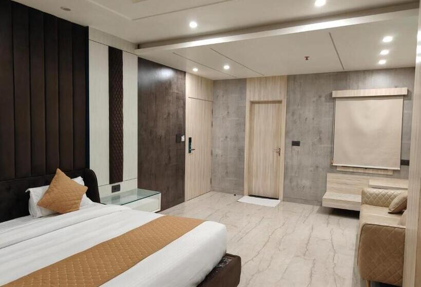 בית מלון כפרי Ramsewka Residency