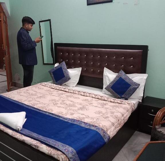 Majatalo Baba International