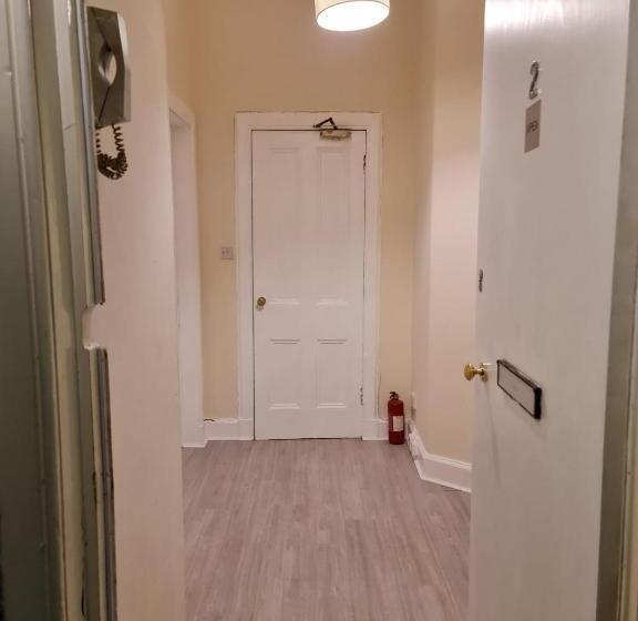 پانسیون Cathcart Place Rooms