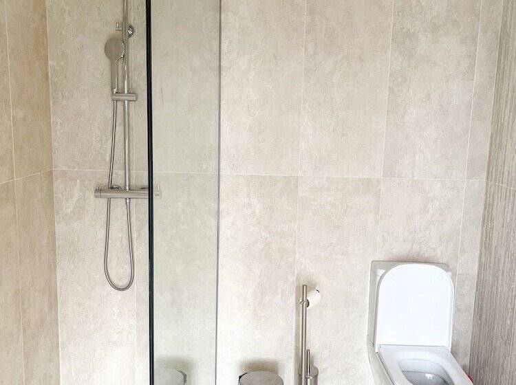 膳宿费 Villa Isobel