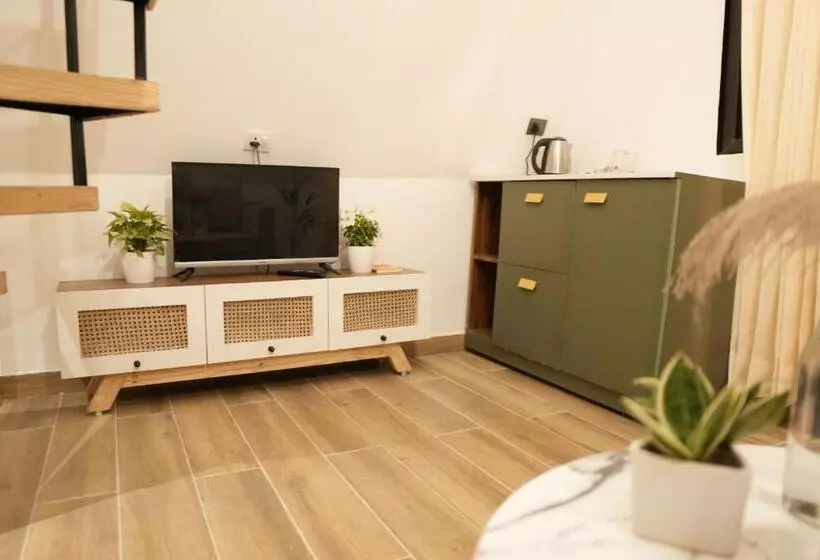 リゾートホテル The Alchemist House