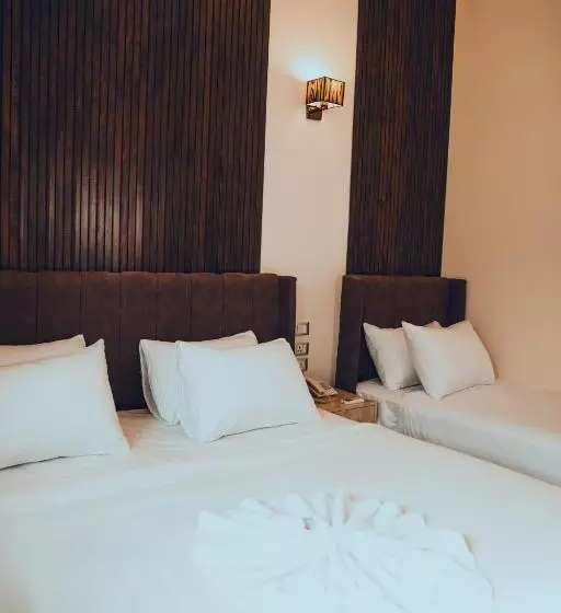 هاستل Tourist Palace