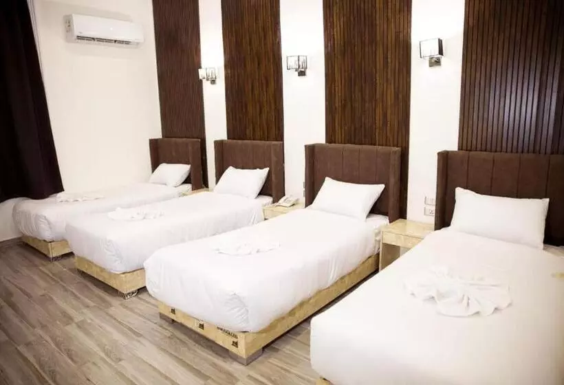 هاستل Tourist Palace