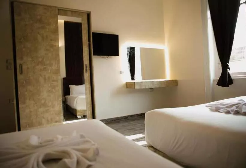 هاستل Tourist Palace