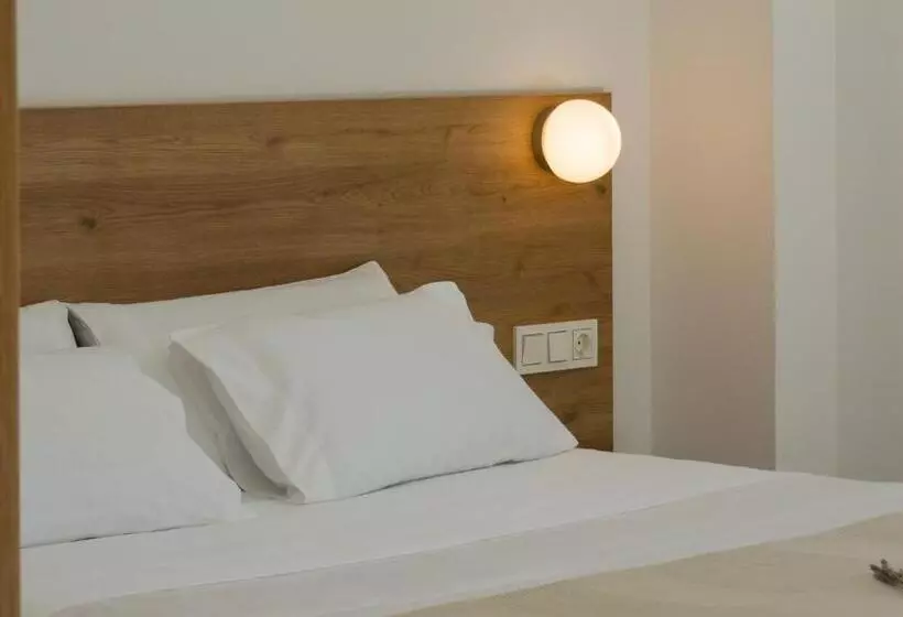 Hotel Adaka