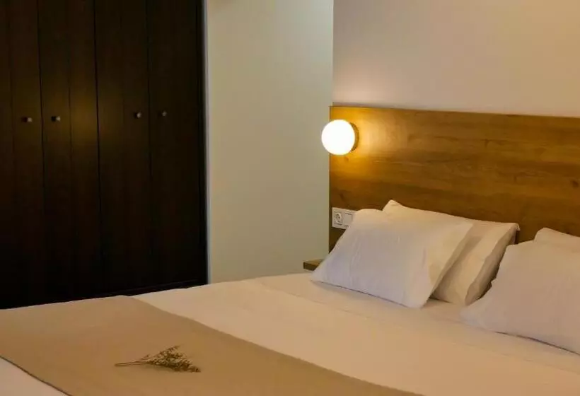 Hotel Adaka
