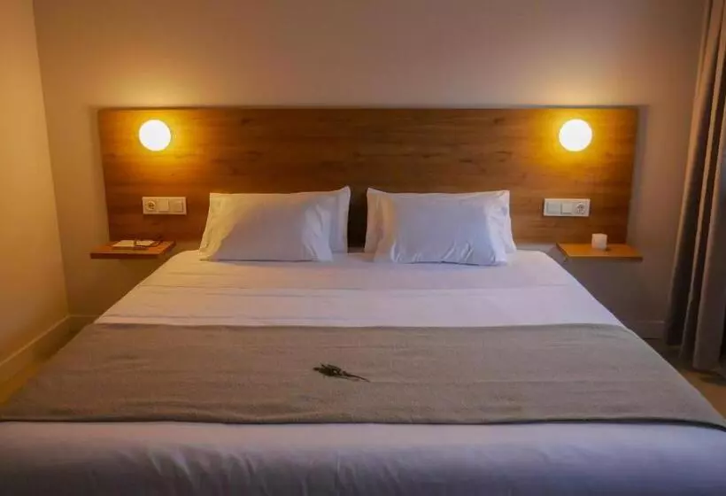 Hotel Adaka