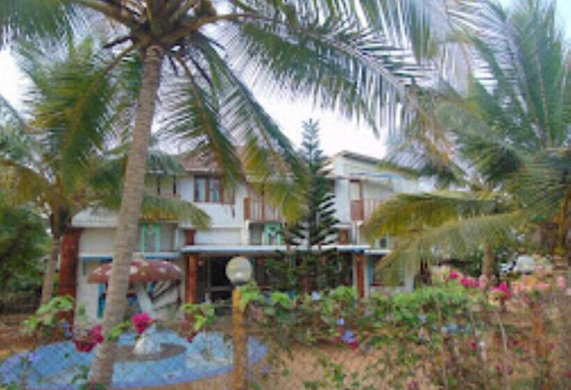 בית מלון כפרי Mermaid Beach Resorts Vengurla