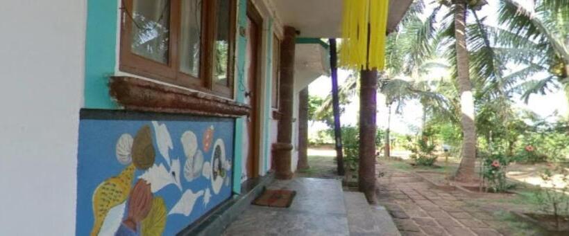 בית מלון כפרי Mermaid Beach Resorts Vengurla