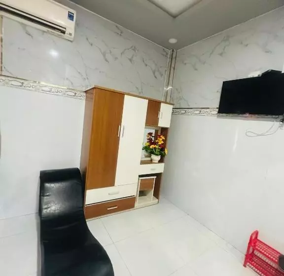 هتل Nhà Nghỉ Trung Hiếu 1