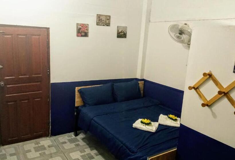 Hotel Rene S Pasta Bar & Guesthouse