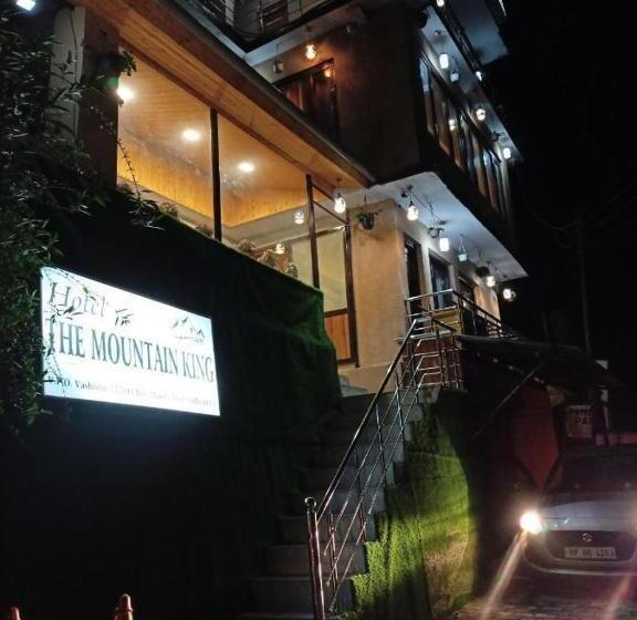 酒店 The Mountain King