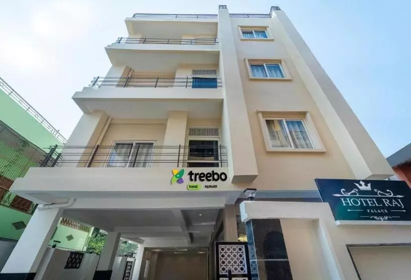 ホテル Treebo Raj Palace