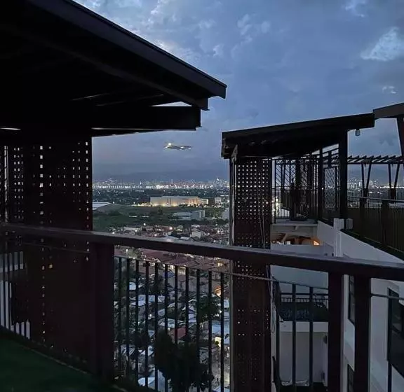 M&m Royal Oceancrest Mactan