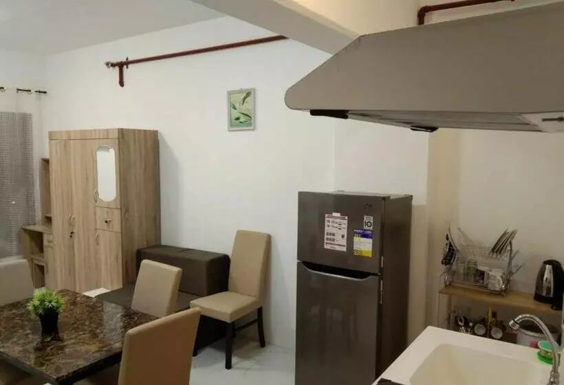 M&m Royal Oceancrest Mactan