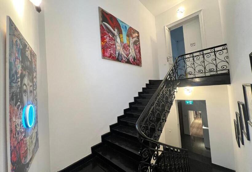 Nest Boutique Hostel