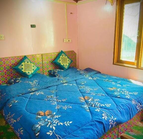 پانسیون Al Hayat Guest House