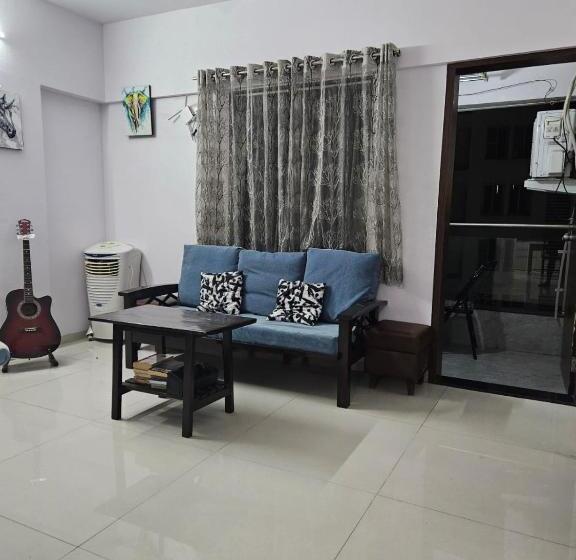 Majatalo Shree Rajone Apt