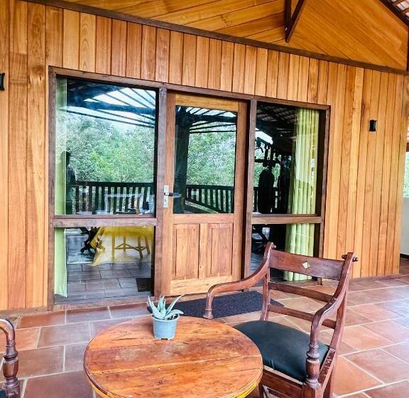 פנסיון The Green Terrace