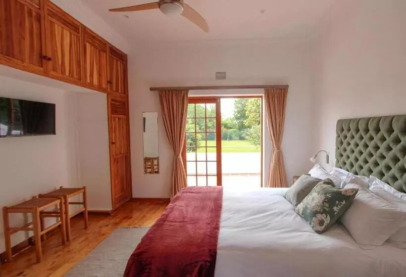 Majatalo Wingrock Guesthouse