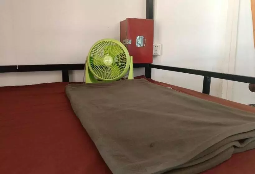 4k Beach Hostel