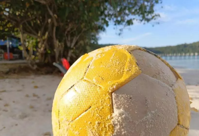 4k Beach Hostel