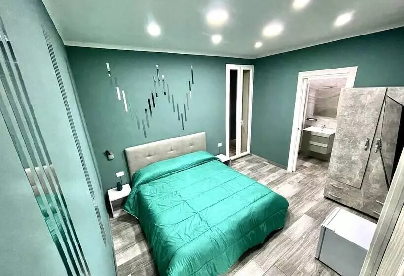 تختخواب و صبحانه Airport Napoli