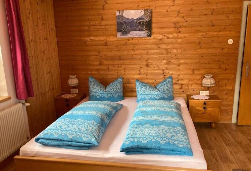 تختخواب و صبحانه Alpenhof Huber