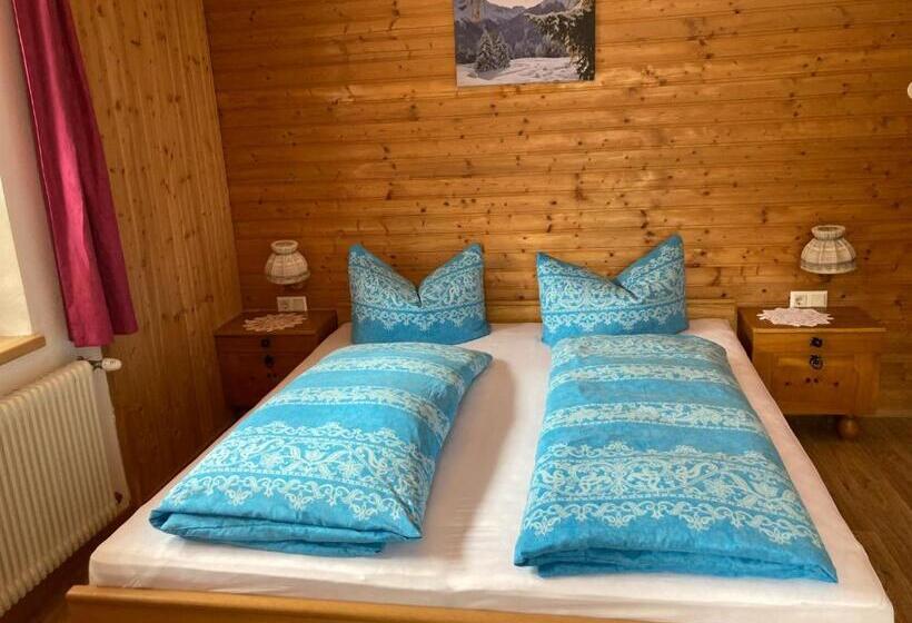 تختخواب و صبحانه Alpenhof Huber