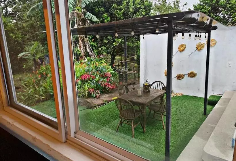 تختخواب و صبحانه Amancay House