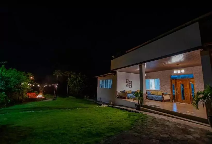 تختخواب و صبحانه Amancay House