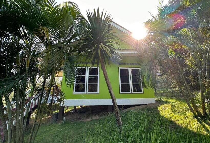 Bed and Breakfast Baansuanpiyanan