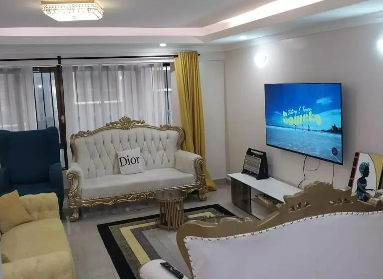 تختخواب و صبحانه Lakeview Plaza
