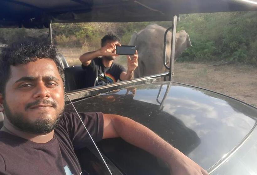 Отель Kandula  National Park View