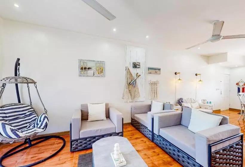 Hotelli La Cometa 16