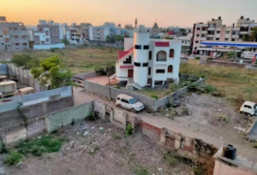 Hotelli Yashraj Inn Beed