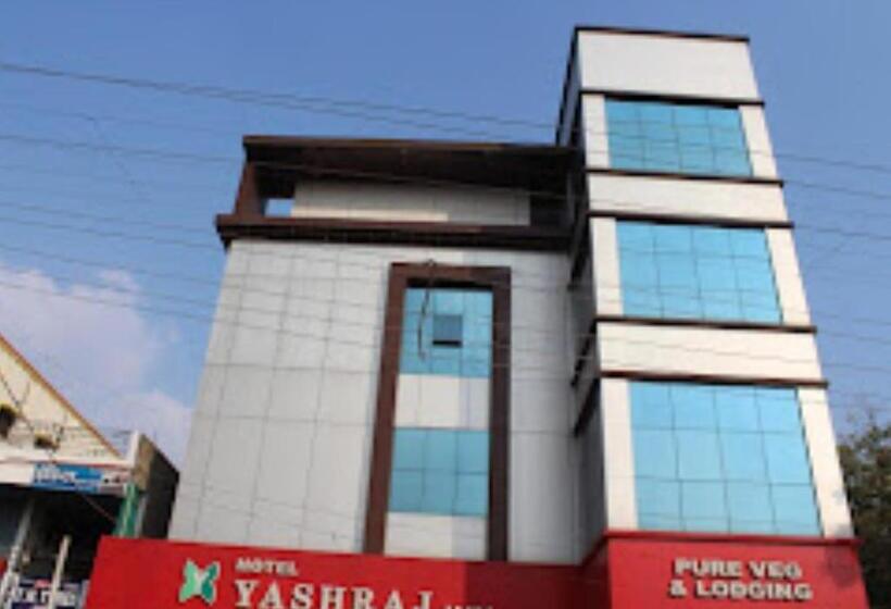 Hotel Yashraj Inn Beed