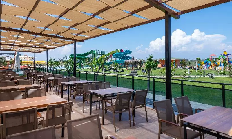 Palmora Lara Hotel