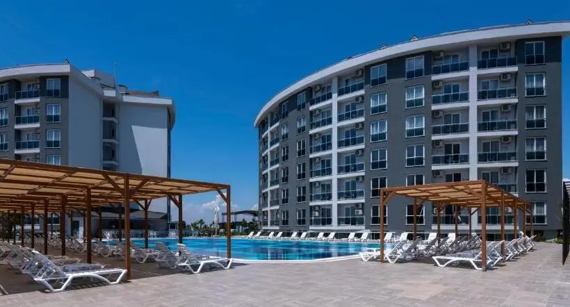 Palmora Lara Hotel