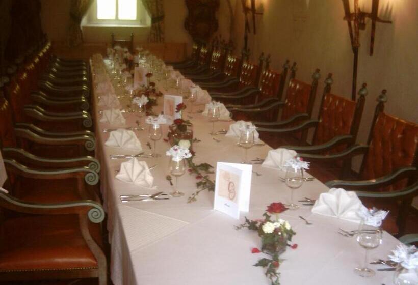 酒店 Ansitz Burg Heimfels