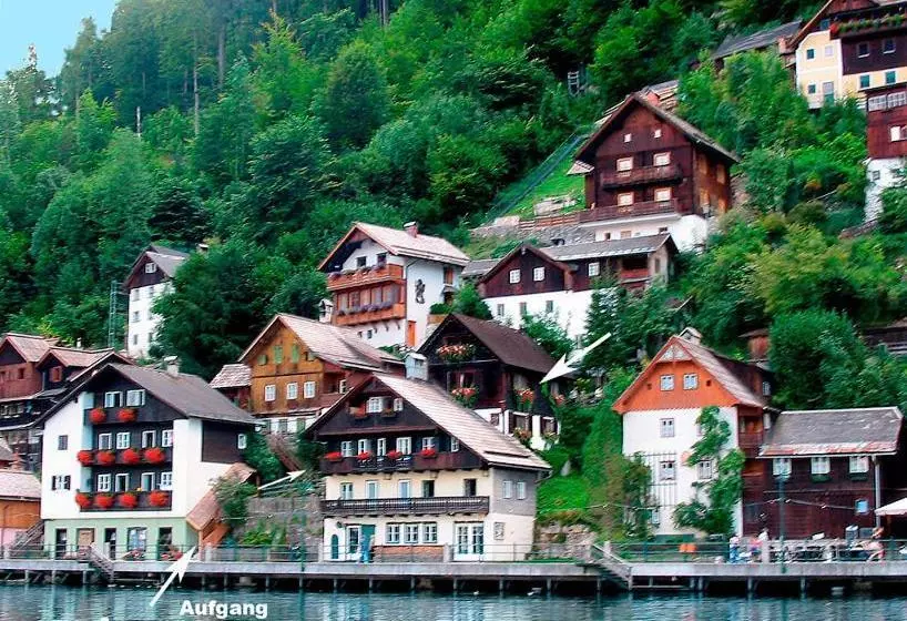 هتل Appartement Fallnhauser