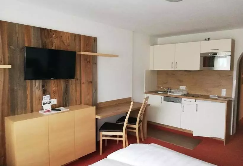 ホテル Appartement Winkler