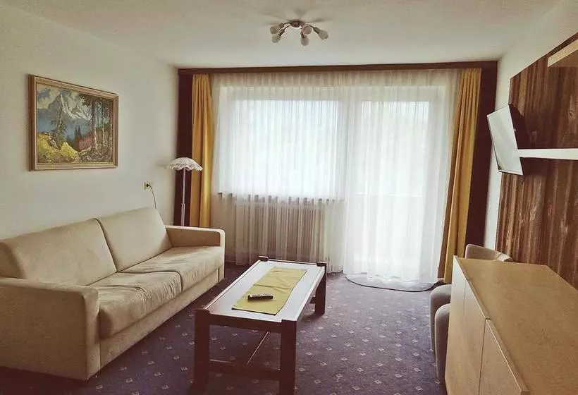ホテル Appartement Winkler
