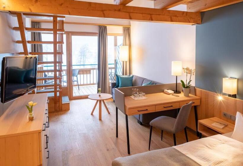 Отель Familien  Sportresort Brennseehof