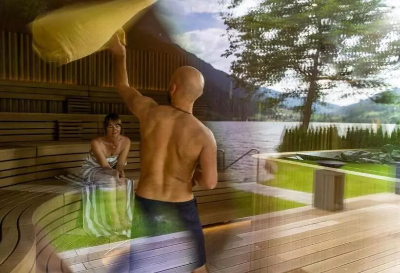 Hotelli Familien Sportresort Brennseehof