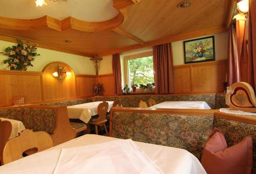 בית מלון כפרי Gästehaus Bliem