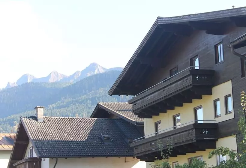 ホテル Haus Maria
