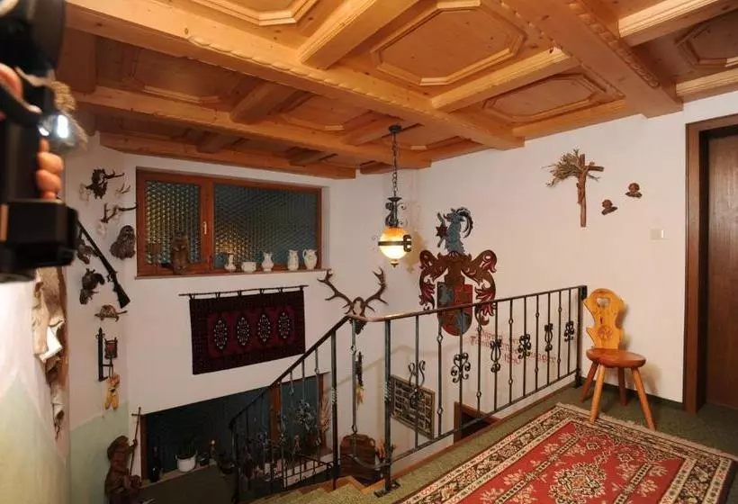 Hotelli Haus Moosbrugger