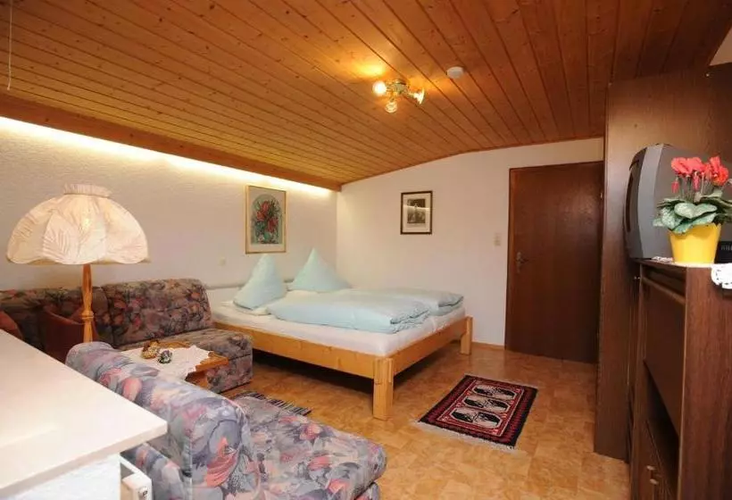 Hotelli Haus Moosbrugger